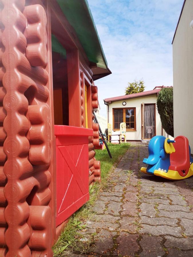 Willa Podkowa Grzybowo  Buitenkant foto